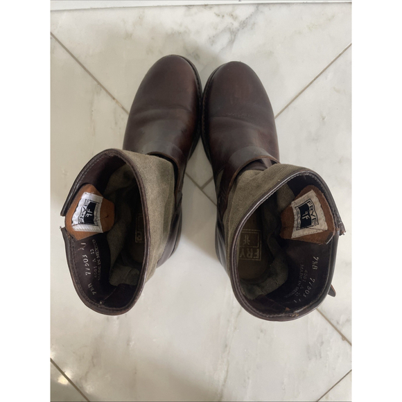 Frye, Women’s 7.5, Dark Brown Chocolate Leather And Canvas Low Buckle Ankle Boot - Picture 4 of 11